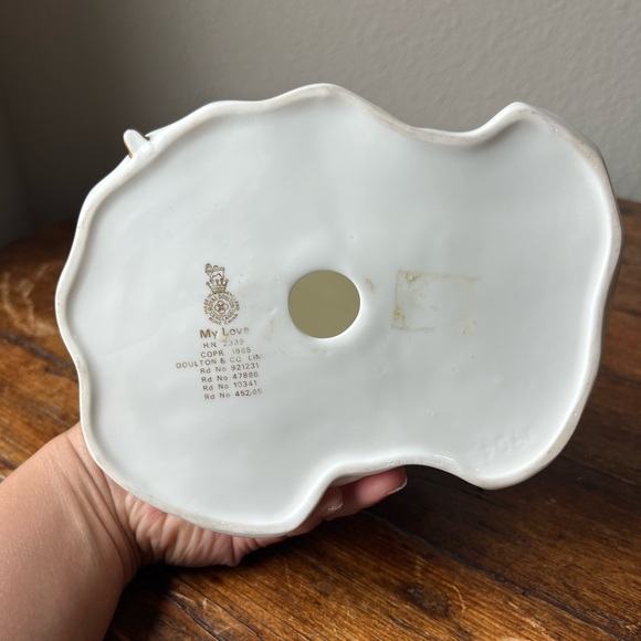 Royal Doulton “My love” HN2339 Figurine - Picture 11 of 12